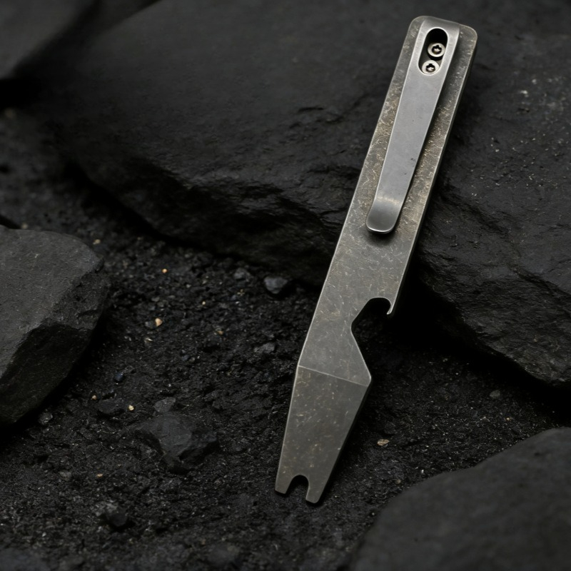 Titanium Pry Bar - Ferramenta Multifuncional EDC de Titânio: Chave