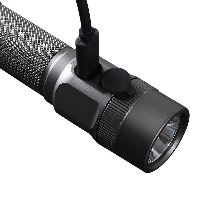 Lanterna EDC Jetbeam KO-03 240 - Edc Carry Flashlight avaliação e preço